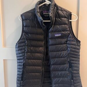 Patagonia Black Puffer Vest